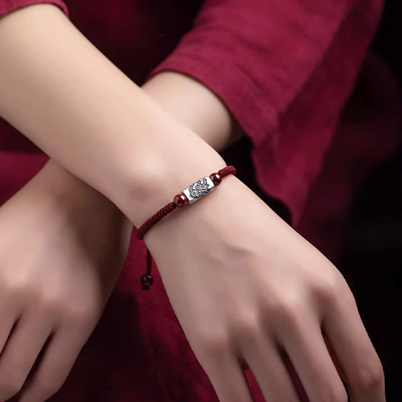 Bransoletka z Buddha Stones 925 srebro 12 chińskich znaków zodiaku z cynobrem