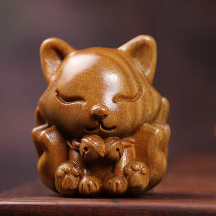 Buddha Stones Mini Dziewięcioogonowy Lis Kość Słoniowa Owoc Sandałowiec Zielony Sandałowiec Błogosławieństwo Dekoracja