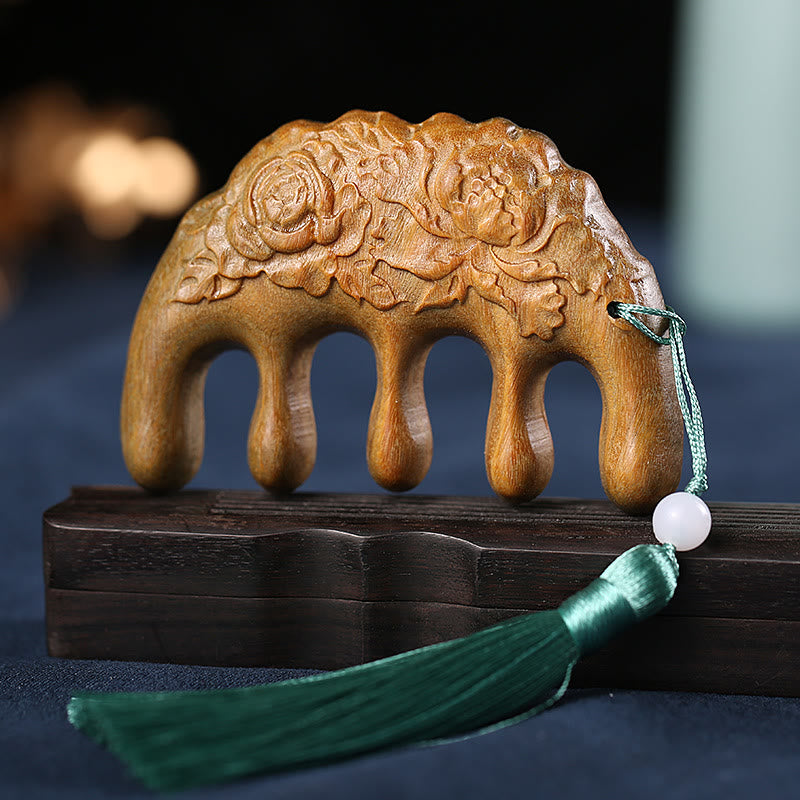 Zielony sandałowiec, kwiaty śliwy, lotos, ryba koi, grawerowany uspokajający grzebień z frędzlami