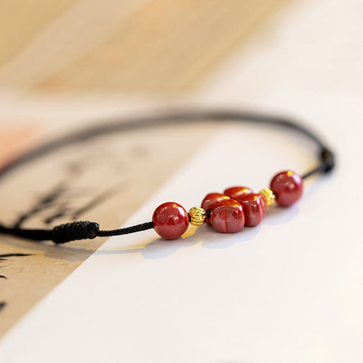 Buddha Stones Czterolistna Koniczyna Cynober Błogosławieństwo Spokój Bransoletka ze Sznurka Bransoletka na Kostkę