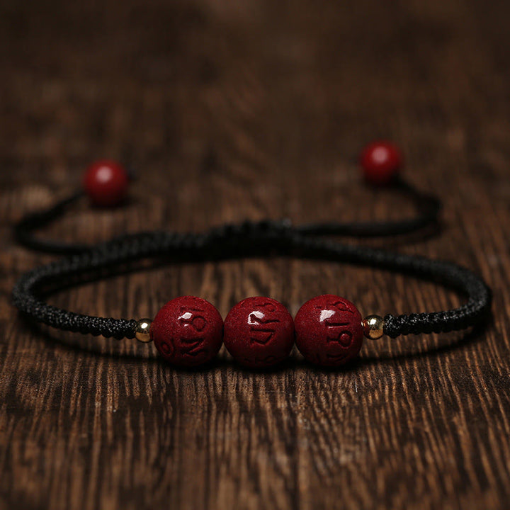 Buddha Stones Ręcznie robione Cynober Om Mani Padme Hum Grawerowane Koraliki Błogosławieństwo Bransoletka Pleciona