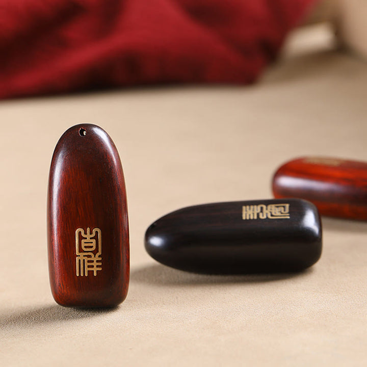 Buddha Stones Mały liść Czerwony sandałowiec Drewno hebanowe Pokój Pomyślna Miedź Moneta Ochrona Brelok