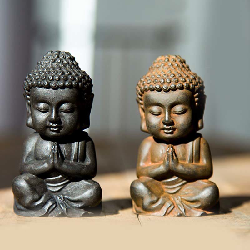 Buddha Stones Ręcznie Robione Mały Budda Siakjamuni Żelazo Proszek Rdza Odlew Żywicy Dekoracja Statuy