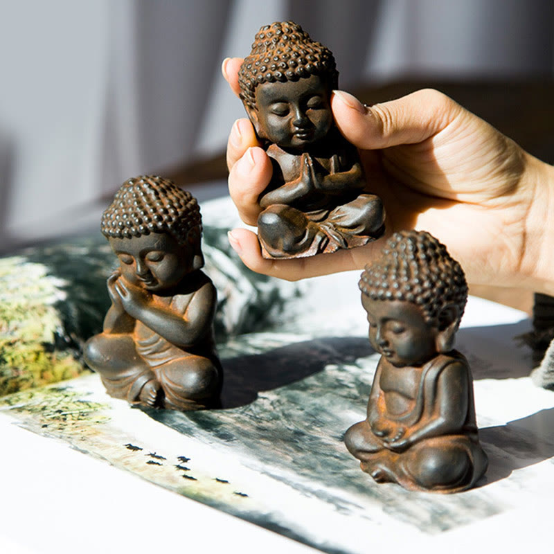 Buddha Stones Ręcznie Robione Mały Budda Siakjamuni Żelazo Proszek Rdza Odlew Żywicy Dekoracja Statuy