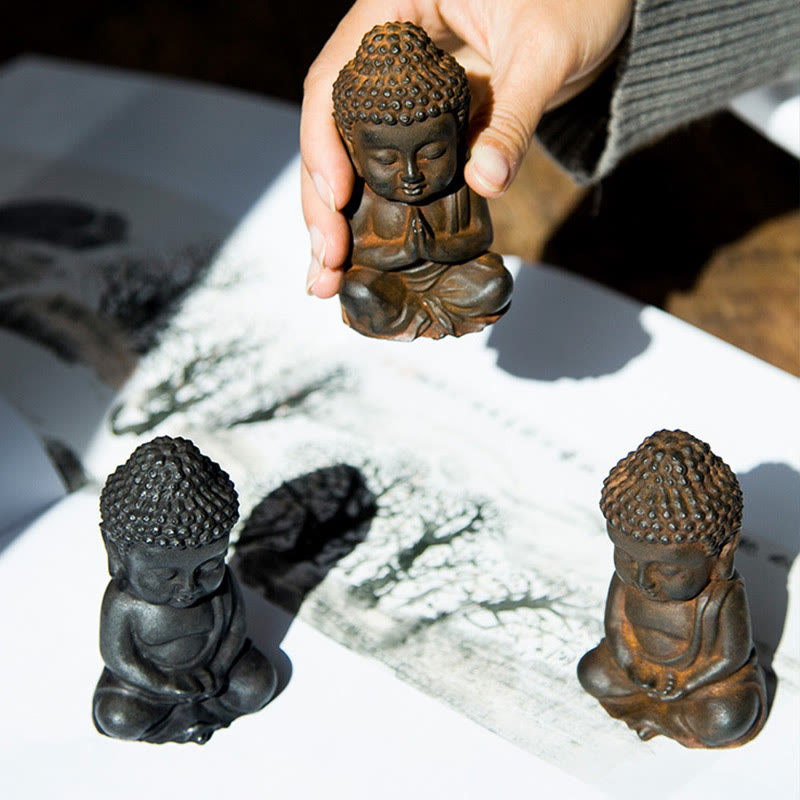 Buddha Stones Ręcznie Robione Mały Budda Siakjamuni Żelazo Proszek Rdza Odlew Żywicy Dekoracja Statuy
