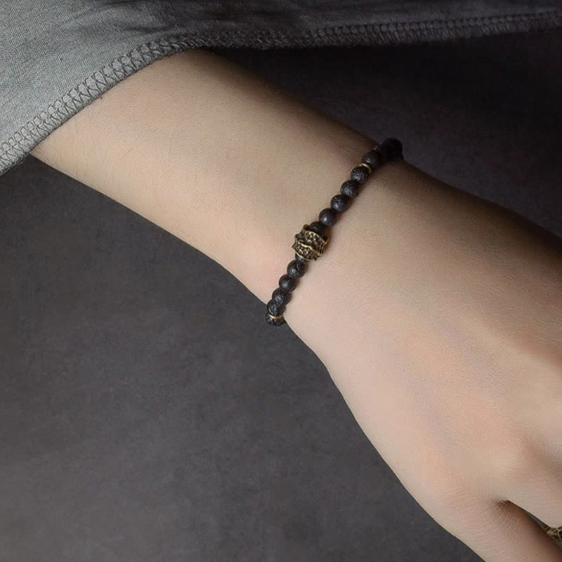 Buddha Stones wspierają uzdrawiającą bransoletkę z koralików z lawy wulkanicznej z miedzi