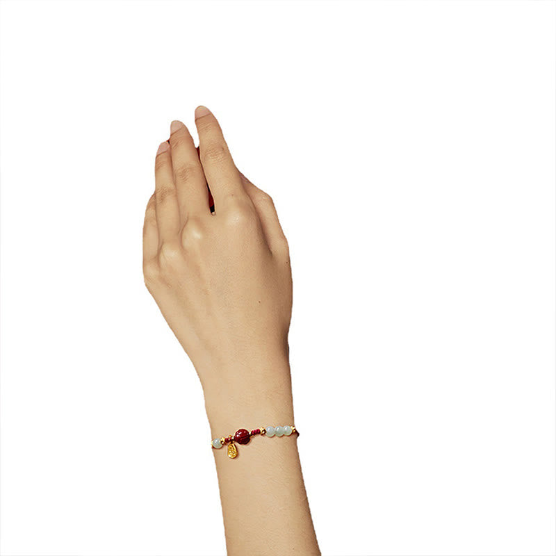 Buddha Stones Fu Charakter Jade Cynober 24K Pozłacana Bransoletka Szczęścia Czerwony Sznurek