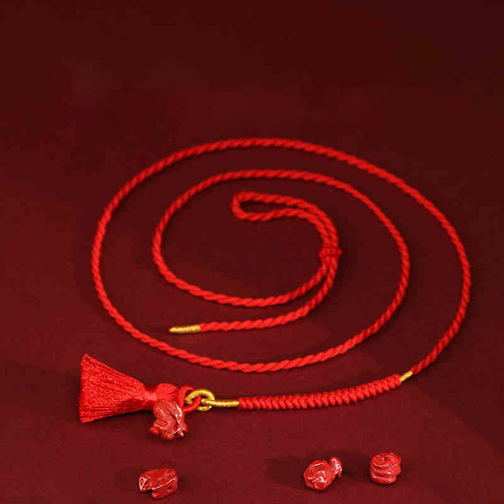 Buddha Stones Naturalny Cynobrowy Smok Błogosławieństwo Czerwony Sznurek Łańcuszek Brzuch