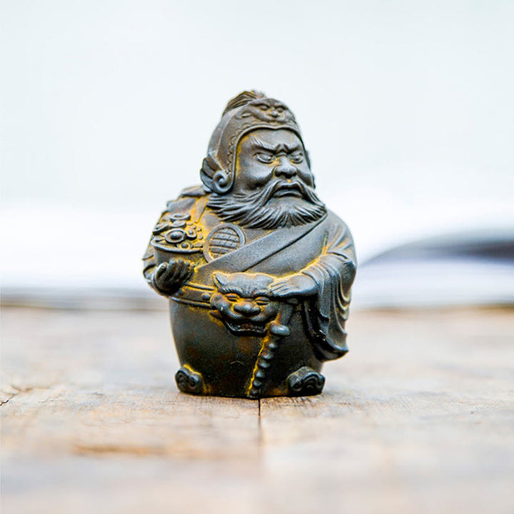 Buddha Stones Ręcznie robione Literackie Wojskowe Bóg Bogactwa Proszek Żelaza Rdza Odlew Żywicy Statua Dekoracja Domu