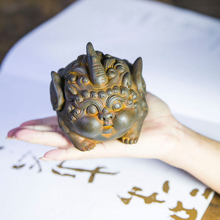 Buddha Stones Ręcznie Bogactwo PiXiu Żelazo Proszek Rdza Odlew Żywicy Statua Dekoracja Domu