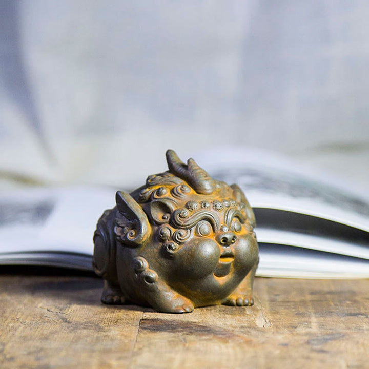 Buddha Stones Ręcznie Bogactwo PiXiu Żelazo Proszek Rdza Odlew Żywicy Statua Dekoracja Domu