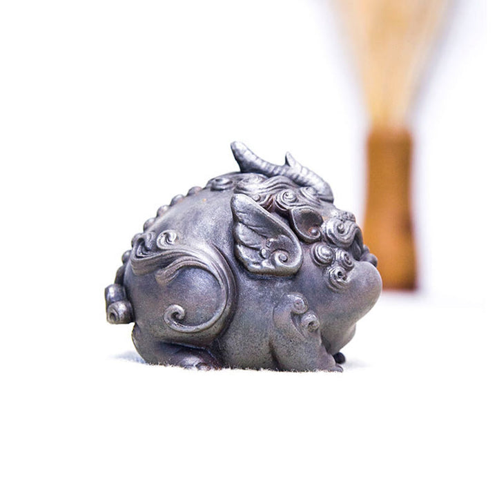 Buddha Stones Ręcznie Bogactwo PiXiu Żelazo Proszek Rdza Odlew Żywicy Statua Dekoracja Domu