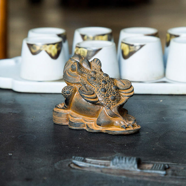 Buddha Stones Ręcznie Feng Shui Żaba Ropucha Miedziane Monety Proszek Żelaza Rdza Odlew Żywicy Statua Dekoracja Domu