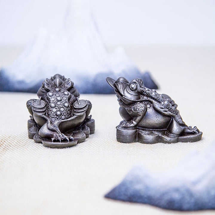 Buddha Stones Ręcznie Feng Shui Żaba Ropucha Miedziane Monety Proszek Żelaza Rdza Odlew Żywicy Statua Dekoracja Domu