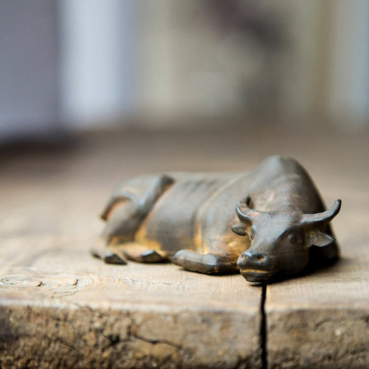 Buddha Stones Ręcznie Robione Małe Wodne Bawoły Byk Żelazo Proszek Rdza Odlew Żywicy Statua Dekoracja Domu