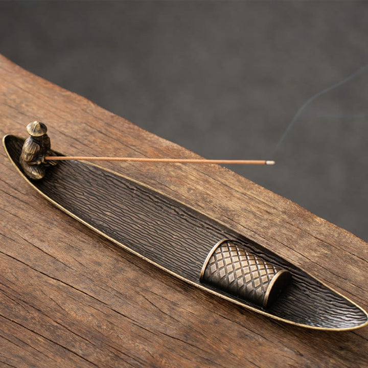 Buddha Stones Łódź rybaka Koi Ryba Stop cynkowy Uchwyt na kadzidełka Uzdrawiający palnik kadzideł Dekoracja