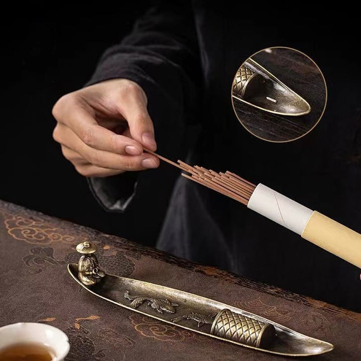 Buddha Stones Łódź rybaka Koi Ryba Stop cynkowy Uchwyt na kadzidełka Uzdrawiający palnik kadzideł Dekoracja