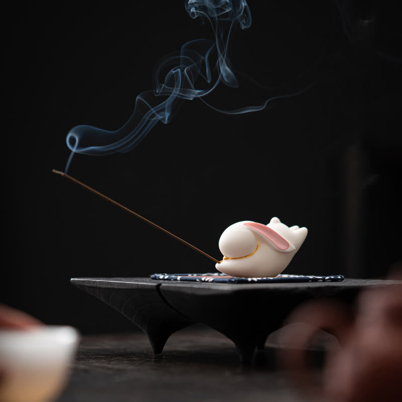 Buddha Stones Latający Królik Bambusowa Mata Uzdrawiająca Ceramiczna Kadzielnica Dekoracja Biurka