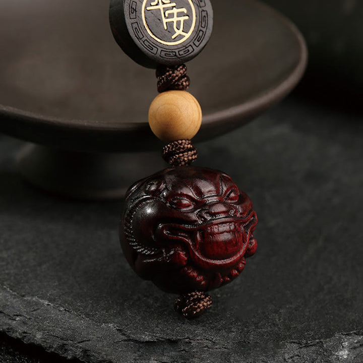 Buddha Stones Mały liść Czerwony Sandałowiec PiXiu Bezpieczny i Dobrze Ochronny Brelok