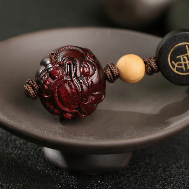 Buddha Stones Mały liść Czerwony Sandałowiec PiXiu Bezpieczny i Dobrze Ochronny Brelok