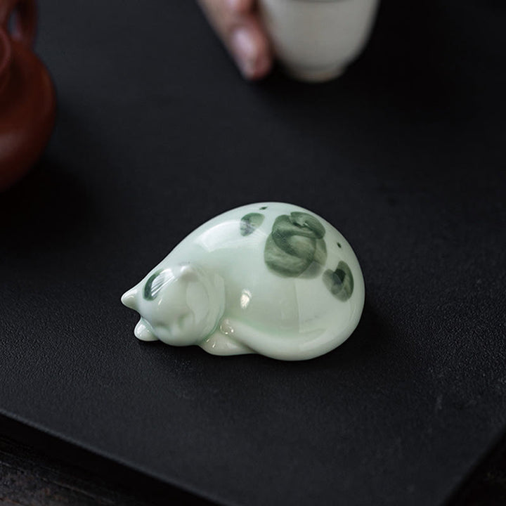 Buddha Stones Miniaturowe Szczęśliwe Słodkie Plamki Stojący Kot Śpiący Kociak Ceramiczna Figurka Dekoracja - image 20