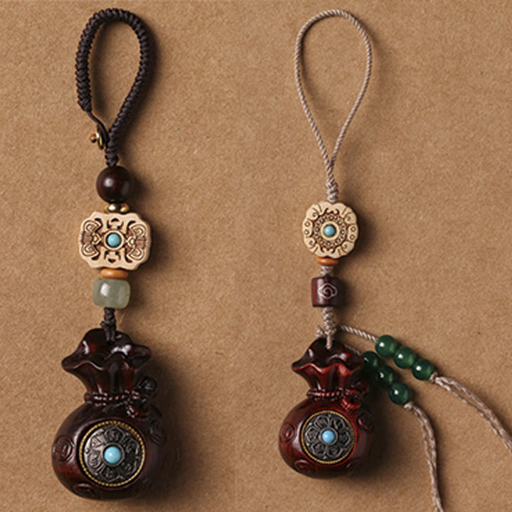 Buddha Stones Sandałowe Małe Liście Czerwone Drzewo Sandałowe Zielone Drzewo Sandałowe Om Mani Padme Hum Spokojny Brelok Telefon Wiszący Dekoracja