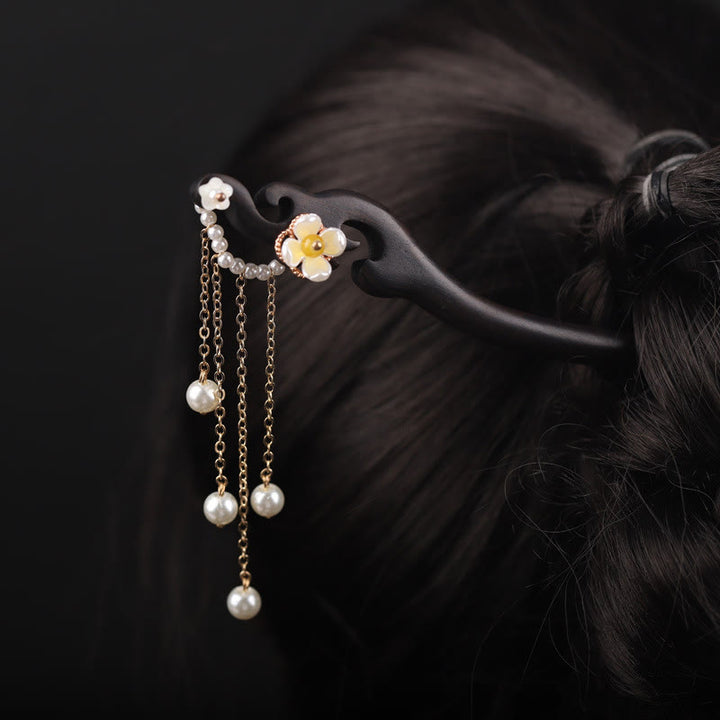 Buddha Stones, muszla hebanowa, kwiat, perła, frędzle, spinka do włosów, błogosławieństwo