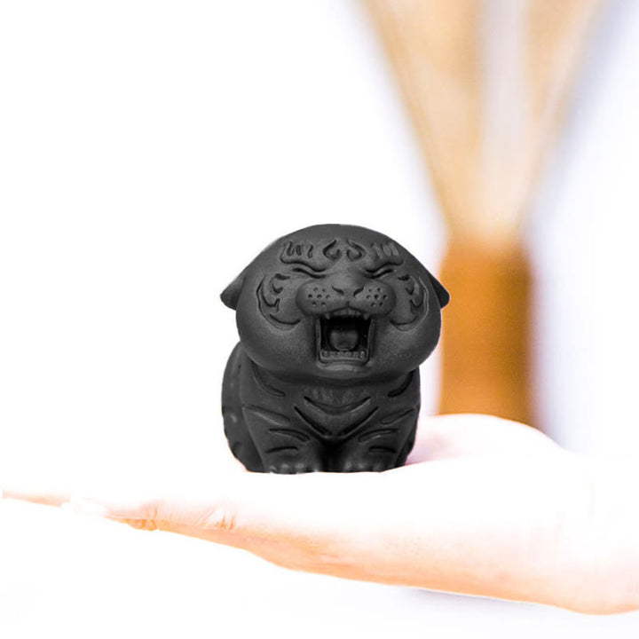 Buddha Stones Mini Uroczy Tygrys Żelazo Proszek Rdza Odlew Żywicy Statua Dekoracja Domu