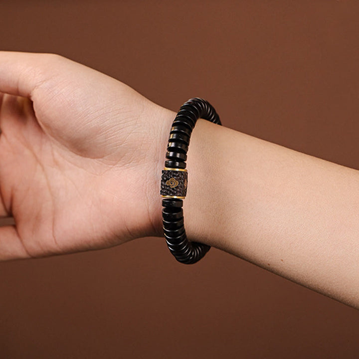 Buddha Stones Tybetańskie Skorupki Kokosa Pomyślne Chmury Pozytywna Bransoletka