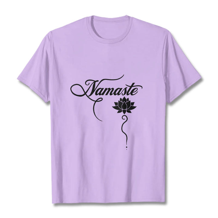 Buddha Stones Koszulka Namaste w języku hindi z motywem lotosu - Śliwka - 2XL - image 17