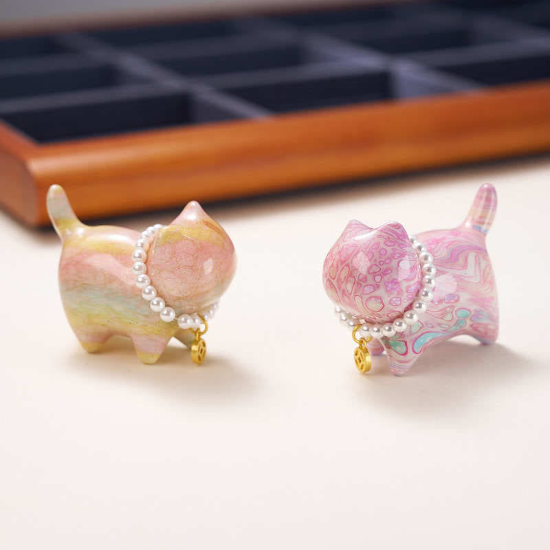 Buddha Stones Sandałowiec Szczęśliwy Mini Kot Lakier Rzemiosło Uzdrawiająca Dekoracja Losowy Kolor (Pudełko Niewidomych) - image 4