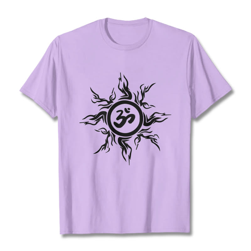 Wzór słonecznych Buddha Stones otaczający symbol Om Wzór bawełniany T-shirt - Śliwka - 2XL - image 17