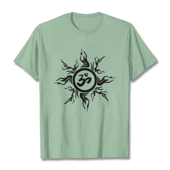 Wzór słonecznych Buddha Stones otaczający symbol Om Wzór bawełniany T-shirt - PaleGreen - 2XL - image 15
