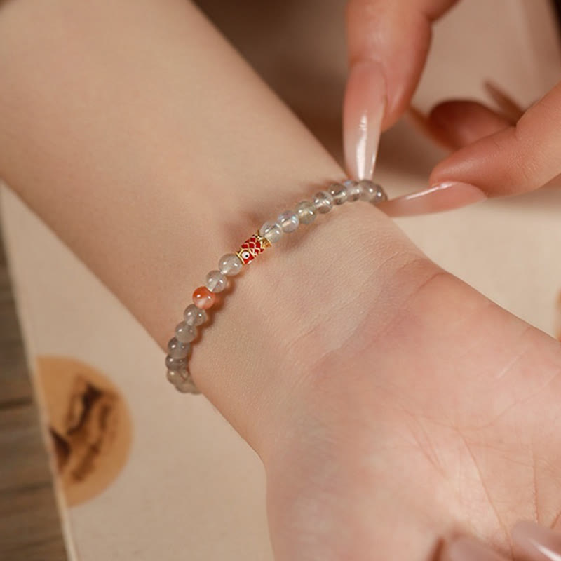 Bransoletka lecznicza z Buddha Stones Ultra-cienki kamień księżycowy Koi Fish