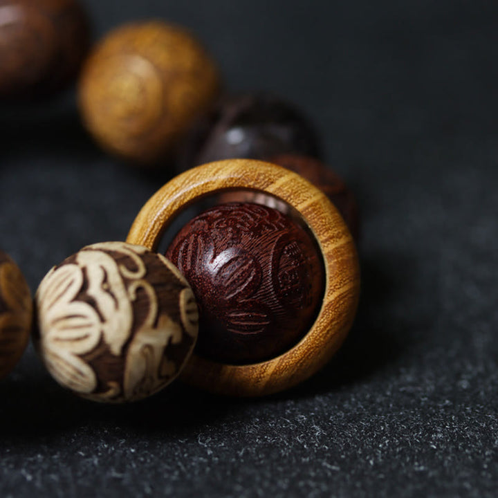 Rzeźba z Buddha Stones z drzewa sandałowego Chiński znak zodiaku Pomyślny smok Feniks Fu Charakter uzdrawiająca bransoletka