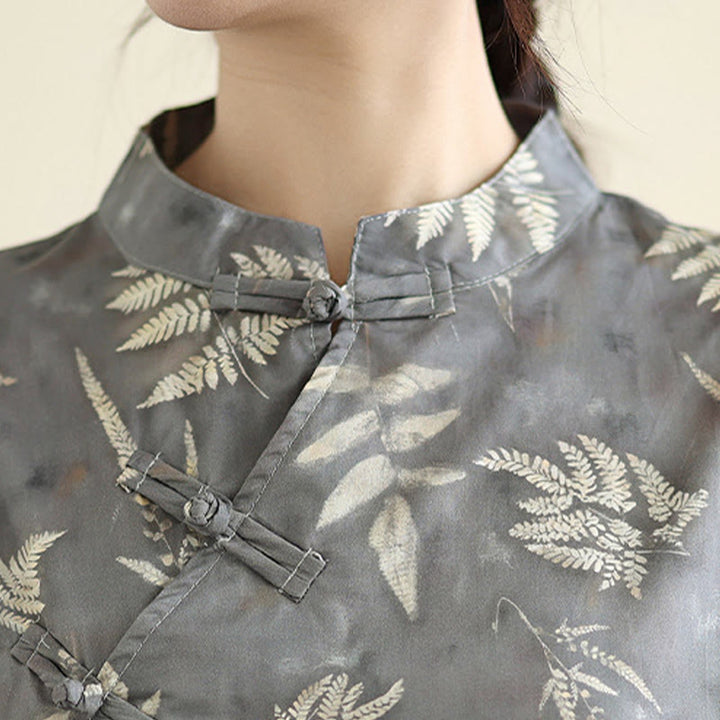 Sukienka midi z bawełny w stylu cheongsam z motywem Buddha Stones w stylu retro, ciemnoszara, z guzikami żabowymi i kieszeniami - image 8