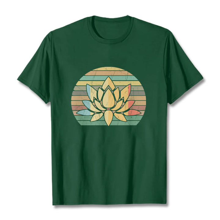 Koszulka z nadrukiem "Buddha Stones" w stylu casual retro w paski z motywem kwiatu lotosu - ForestGreen - 2XL - image 11