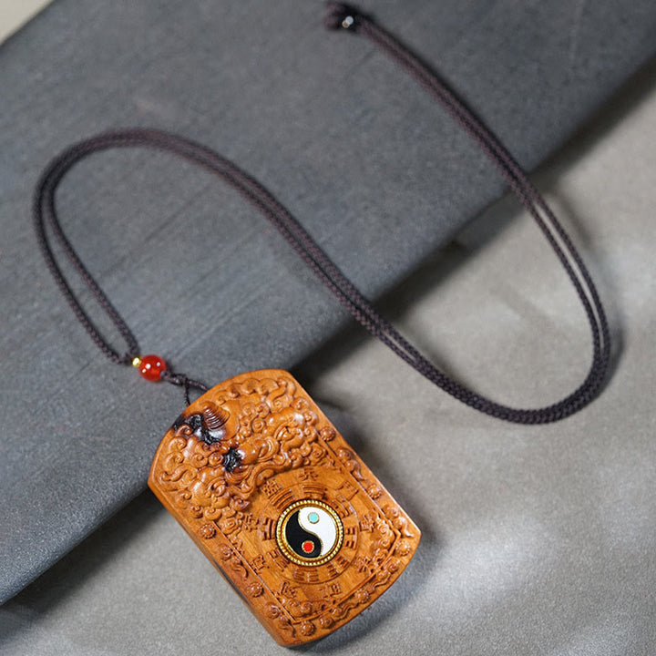 Naszyjnik z Buddha Stones z piorunem uderzonym w drewno Jujube, smok Yin Yang Bagua, ochrona - Drewno Jujube uderzone piorunem - image 1