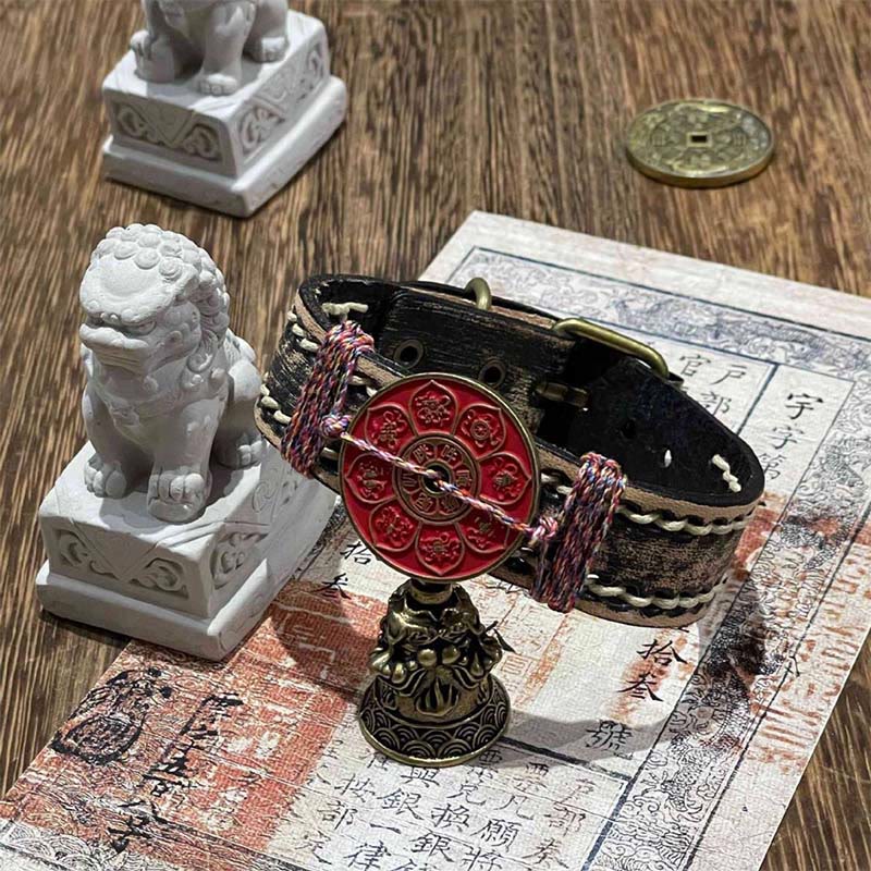 Bransoletka ze skóry z Buddha Stones , lotosem cynobrowym, błogosławieństwem Om Mani Padme Hum  - image 1