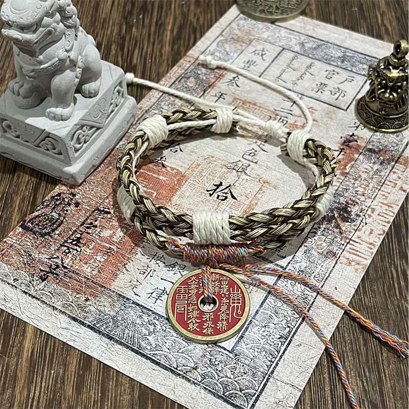 Wielowarstwowa bransoletka z Buddha Stones z motywem duchów górskich. Wydaj pieniądze. Kolorowa pleciona lina.  - Duchy Gór Czerwonych wydają pieniądze (obwód nadgarstka: 15-19 cm) - image 0