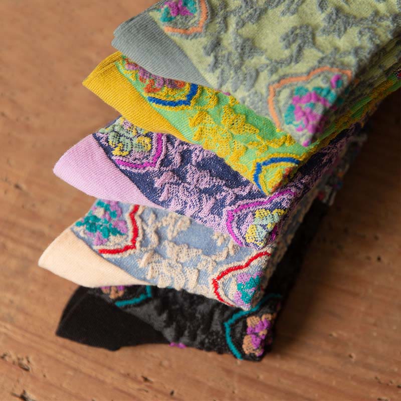 Skarpetki damskie bawełniane z wytłoczonym wzorem kwiatowym i Buddha Stones w stylu retro - image 27