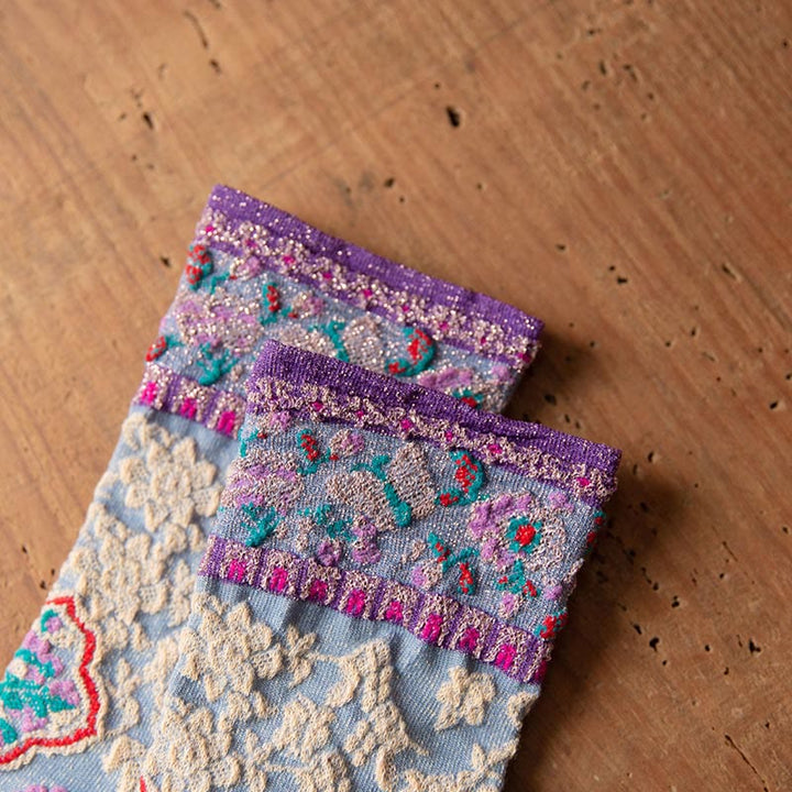 Skarpetki damskie bawełniane z wytłoczonym wzorem kwiatowym i Buddha Stones w stylu retro - image 18