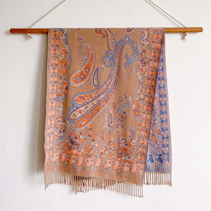 Zimowy, termiczny szal do pracy z motywem paisley i kwiatowym wzorem z frędzlami i ozdobnymi Buddha Stones - SandyBrown - 200*65 cm - image 12