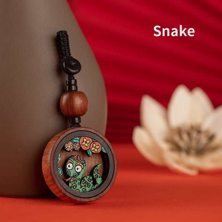 Buddha Stones Rok Smoka Malowane Ręcznie Chińskie Zodiak Palisander Rzeźbiony Spokojny Brelok