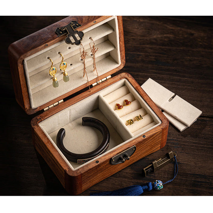Retro ręcznie robiony kwiatowy wzór palisandrowy pojemnik na biżuterię zamykany na klucz drewniany organizer na prezenty