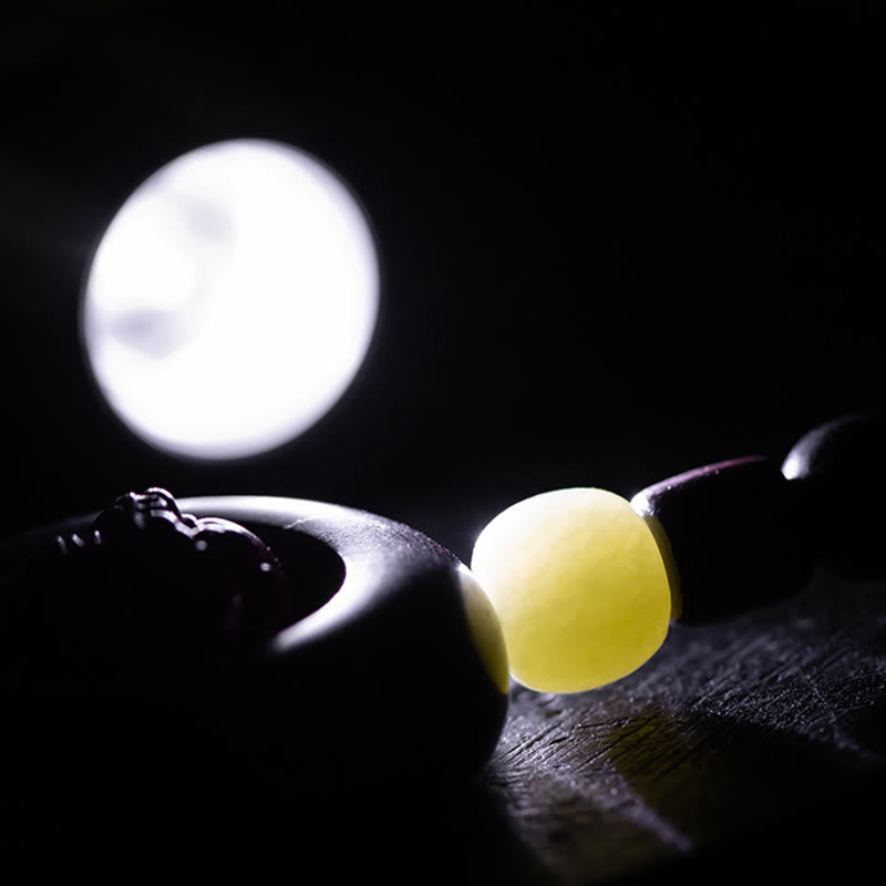 Buddha Stones Tybet Om Mani Padme Hum PiXiu Miedziana Moneta Mały Liść Czerwony Sandałowiec Cynober Ochrona Brelok