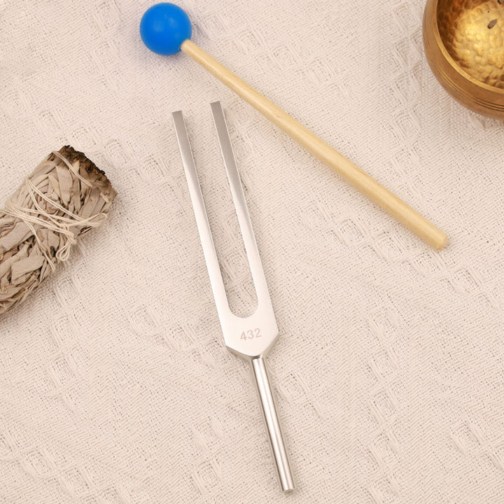 Kamerton 432HZ ze stopu aluminium z młotkiem do uzdrawiania umysłu i ducha