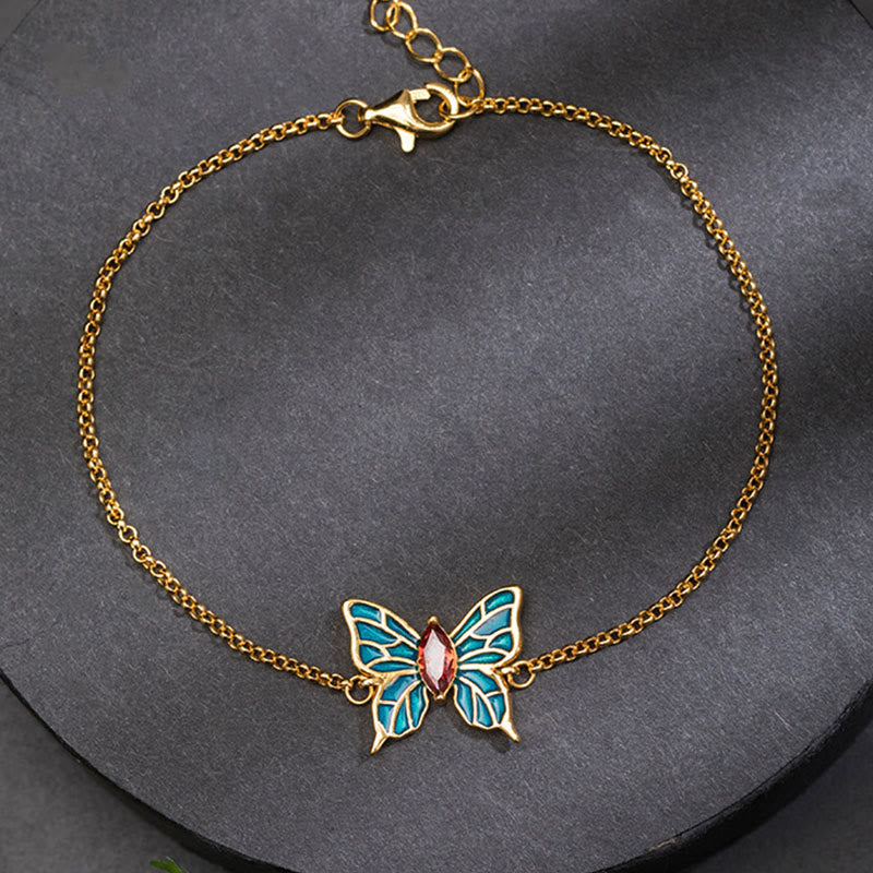 Bransoletka z łańcuszkiem motylkowym i cyrkoniami w kolorze srebra próby 925 z Buddha Stones