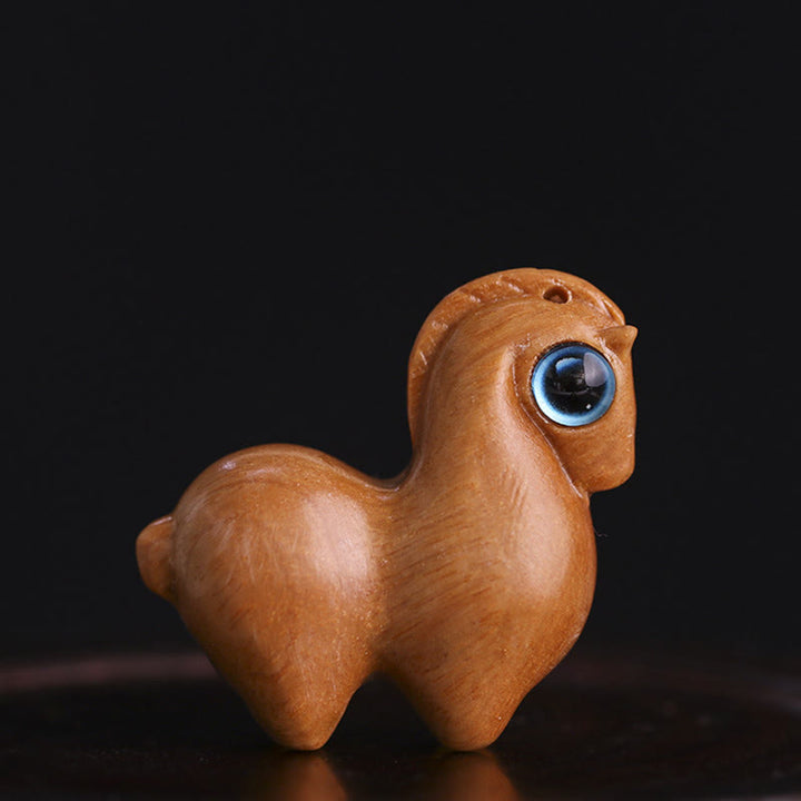 Buddha Stones Małe liście Czerwone drzewo sandałowe Zielone drzewo sandałowe Szczęśliwa miniaturowa dekoracja ochronna dla konia