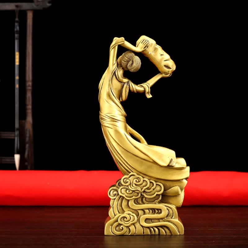 Bodhisattwa Nuwa naprawia niebiańskie dekoracje miedziane posągi ochronne